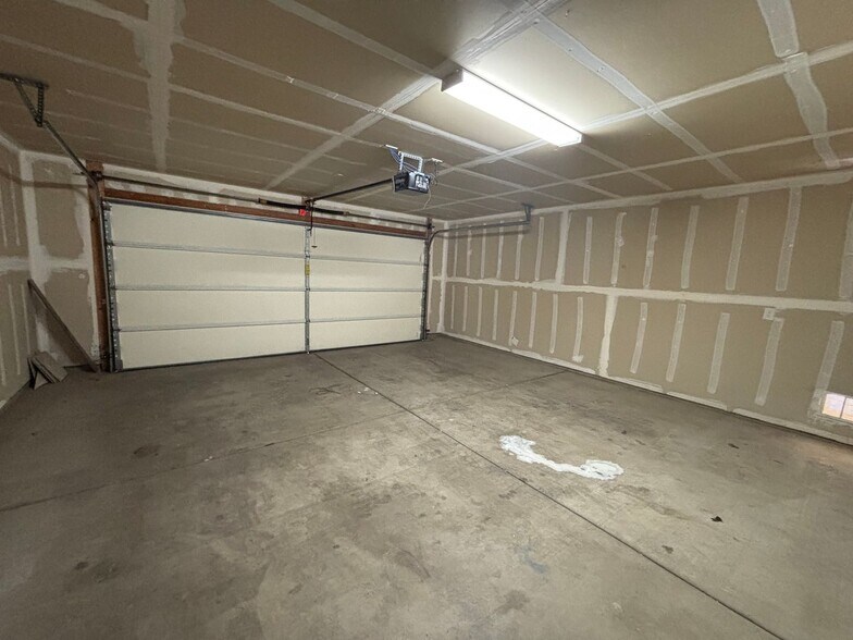 Building Photo - 5154 E Arguedas Pl
