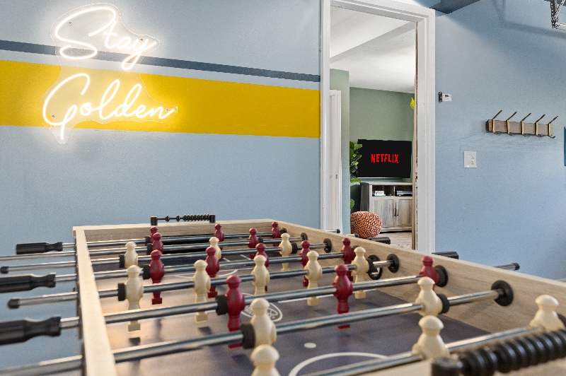 Building Photo - 5831 W 110th Pl