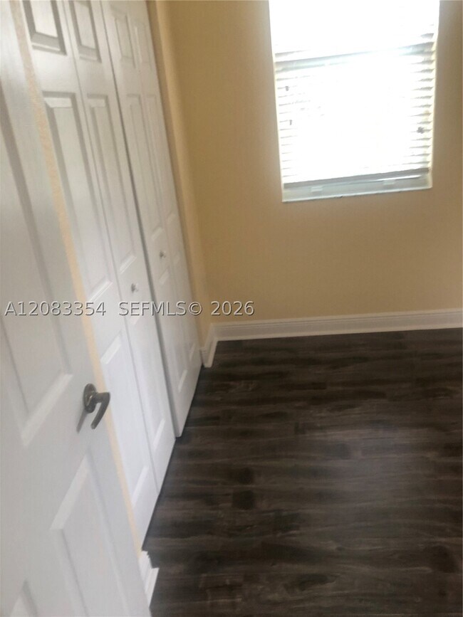 Building Photo - 1129 SW 147th Ter