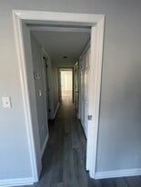 Building Photo - 4222 Pinehurst Cir