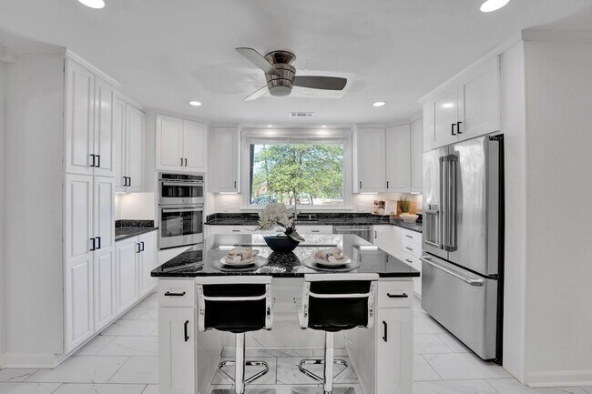 Building Photo - 4679 Walnut Grove Rd