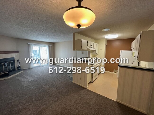 Building Photo - 2nd Floor Condo for September, Balcony, Fi...