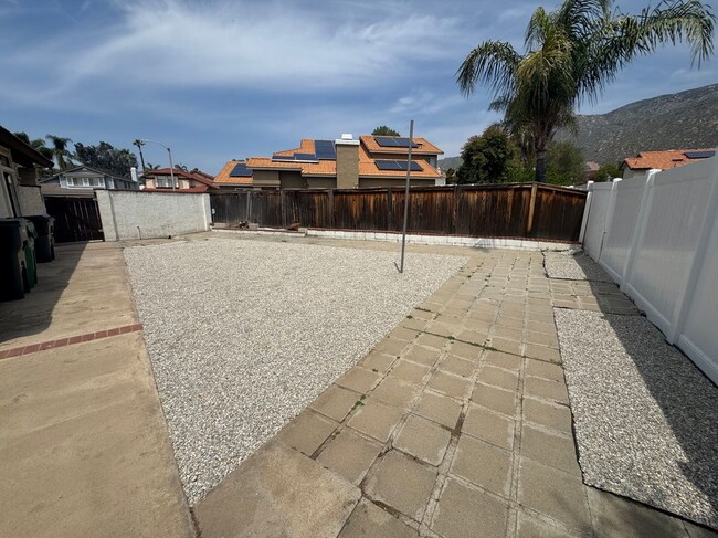 Building Photo - 10044 Rock Hill