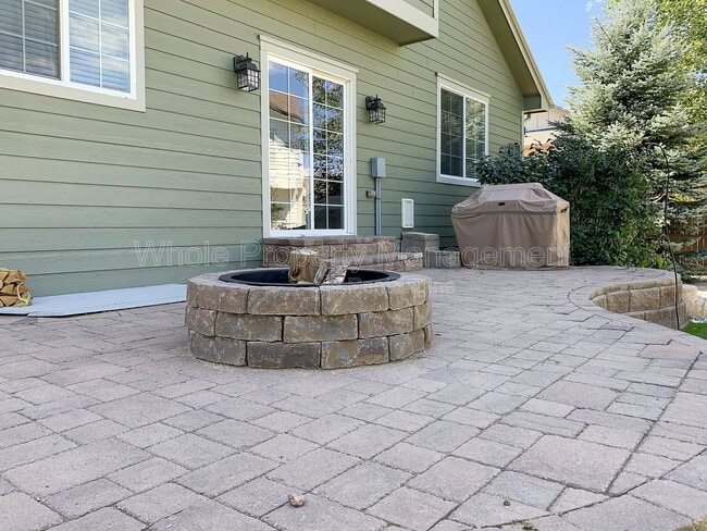 Building Photo - 15450 Carob Cir