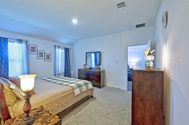 Building Photo - 8522 Kokernot Ln