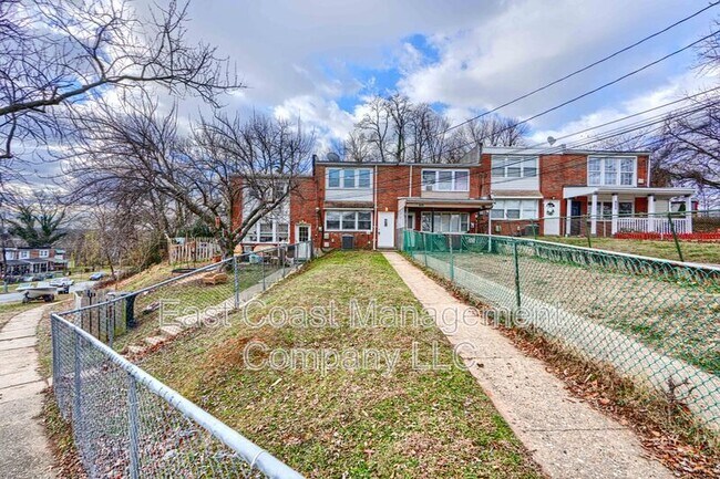 Building Photo - 431 Caledonia Ave