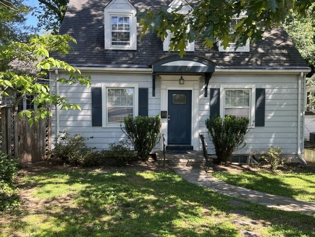 Building Photo - 4027 N Glebe Rd