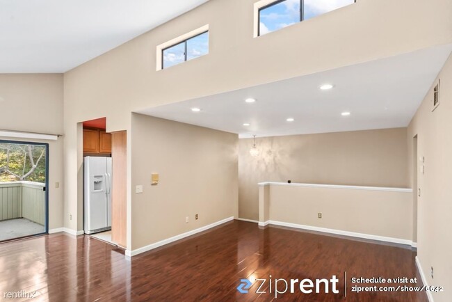 Building Photo - 2 br, 1.5 bath Condo - 209 Apollo, Hercule...