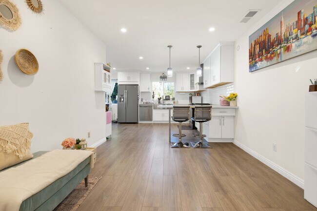 Building Photo - 17969 Collins St