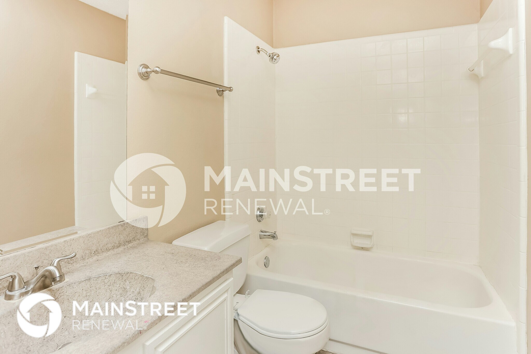 Building Photo - 2425 Bennington Dr