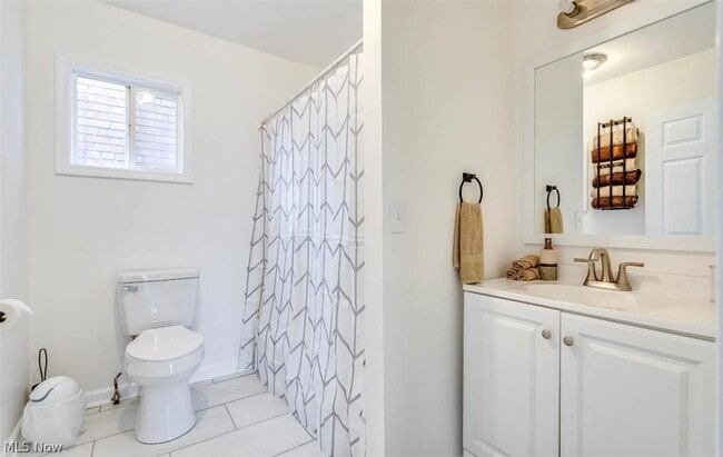 Building Photo - 4924 Pearl Rd