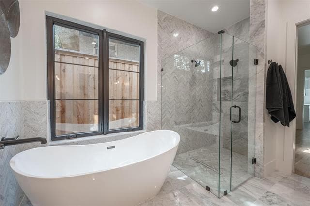 Building Photo - 6988 Bob O Link Dr