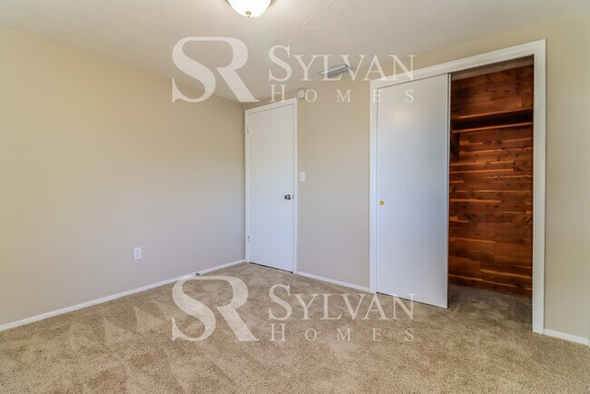 Building Photo - Charming 4BR 2BA Home