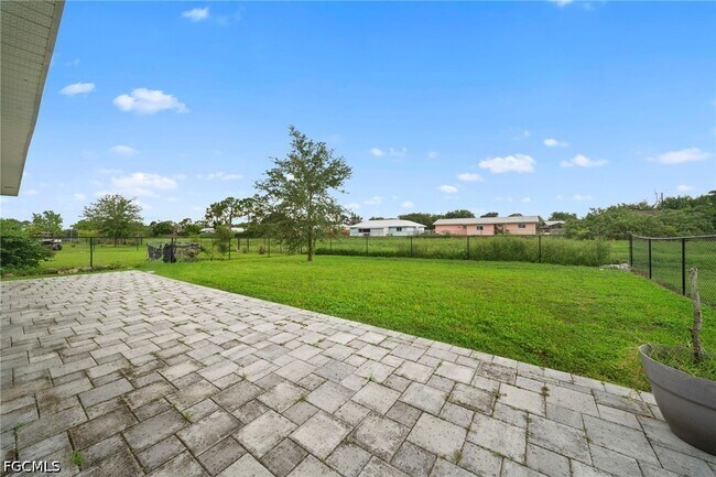 Building Photo - 10464 Canal Brook Ln