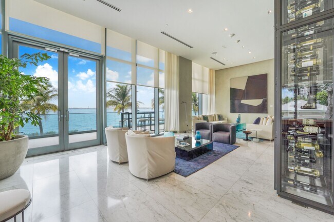 Building Photo - 3131 NE 7th Ave