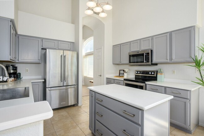 Building Photo - 28050 N 110th Pl