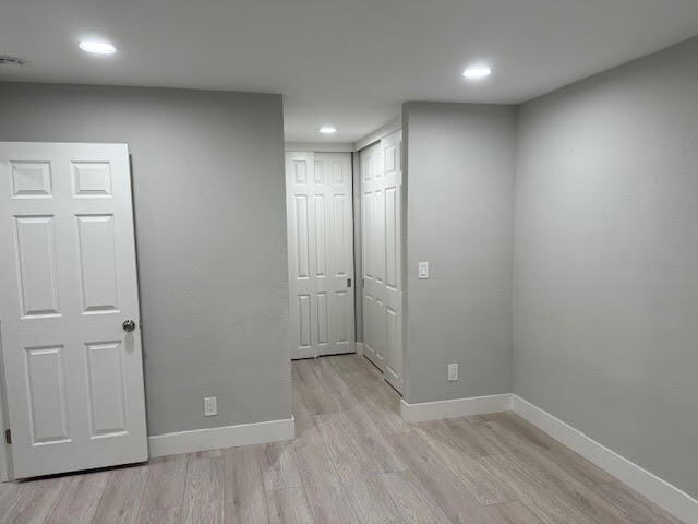 Building Photo - Beautifully remodeled/updated condo !