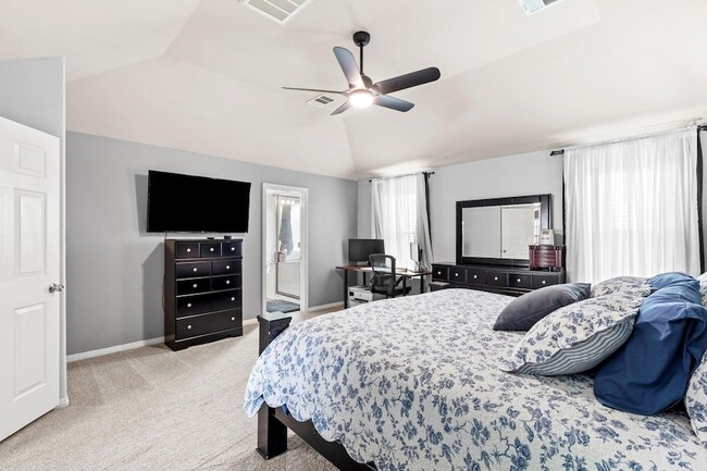 Building Photo - 227 Sandstone Trail