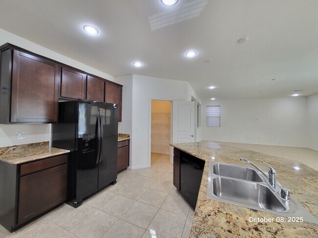 Building Photo - 12281 Terrace Verde Ave