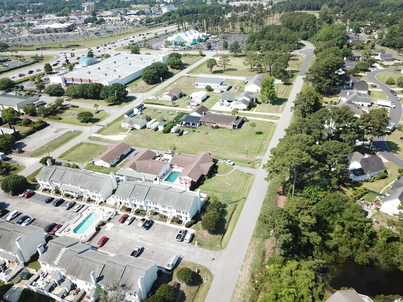 Building Photo - 2970 Old Bryan Dr