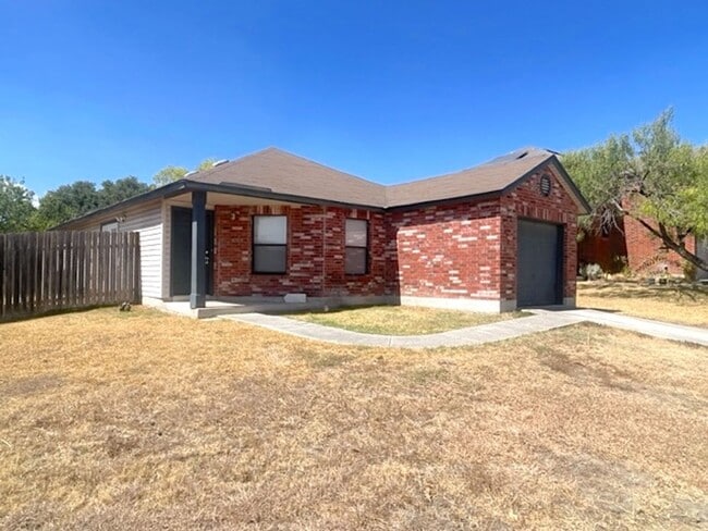 Primary Photo - Move In Ready Well-Maintained 3-Bedroom Ho...