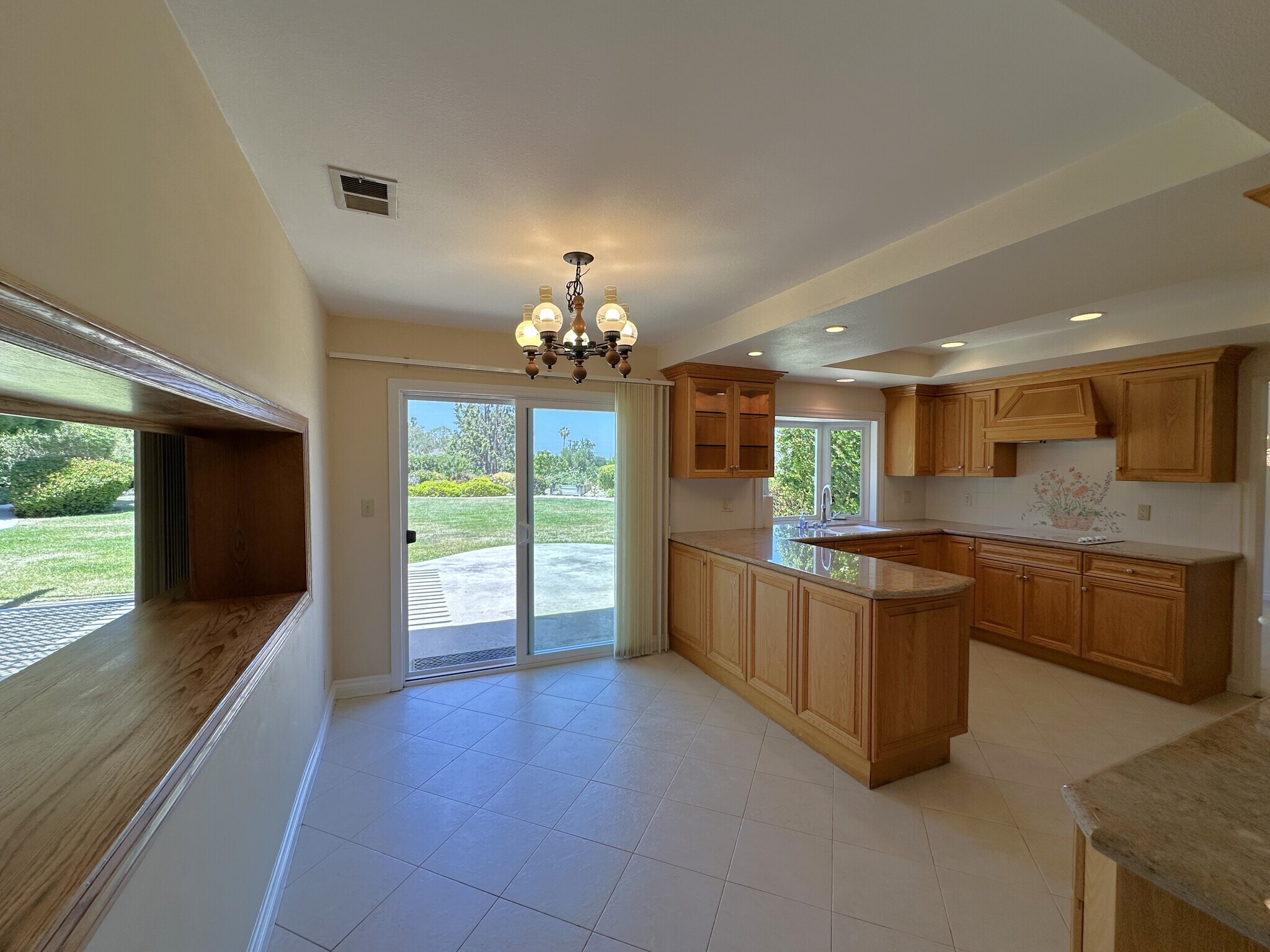 Building Photo - 26543 Academy Dr