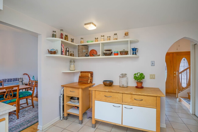 Building Photo - 2404 182nd Ave NE