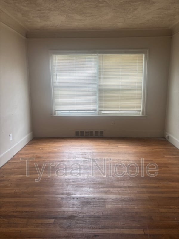 Building Photo - 1200 Lenox St