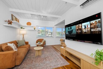 Building Photo - 2710 L St