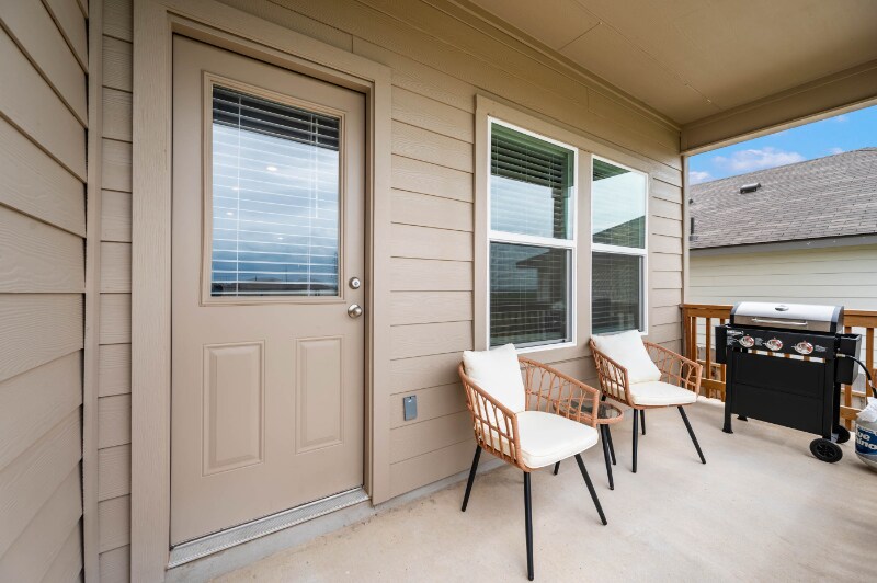 Building Photo - 6403 Embankment Rd