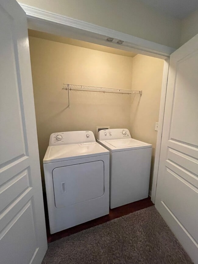 Building Photo - 07-212 Warrior