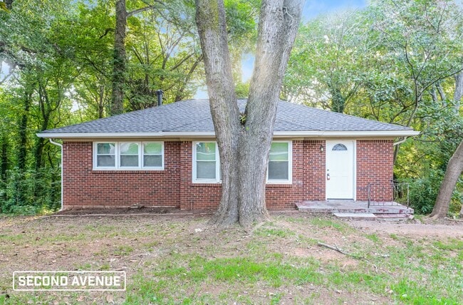 Primary Photo - 5566 Cypress Dr