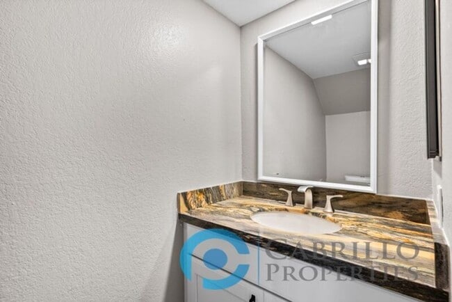 Building Photo - 4024 Crystal Dawn Ln