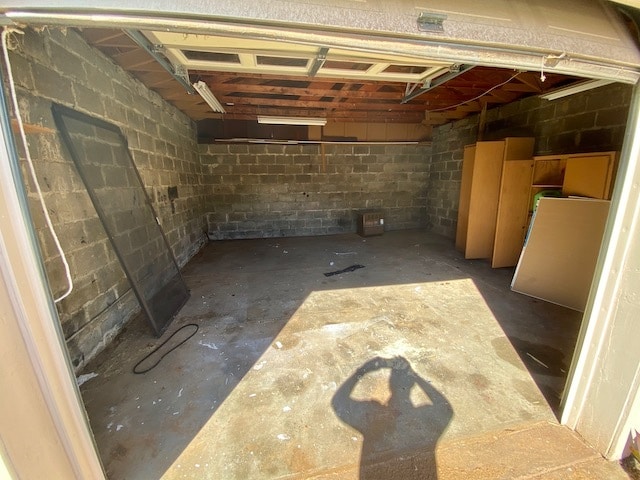 Building Photo - 210 Crestview St