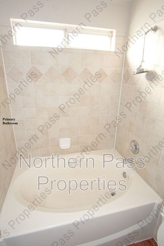 Building Photo - 13740 Paseo Alegre Ave