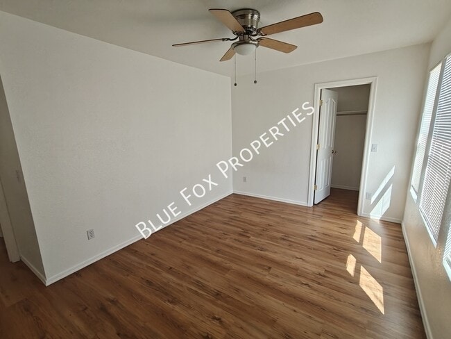 Building Photo - 3421 N Green Gulch Ct