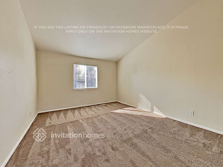 Building Photo - 426 Simmons Ct