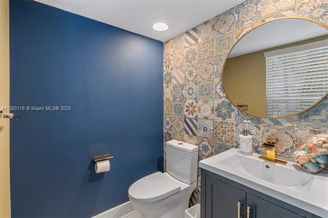 Building Photo - 7140 SW 55th Ter W