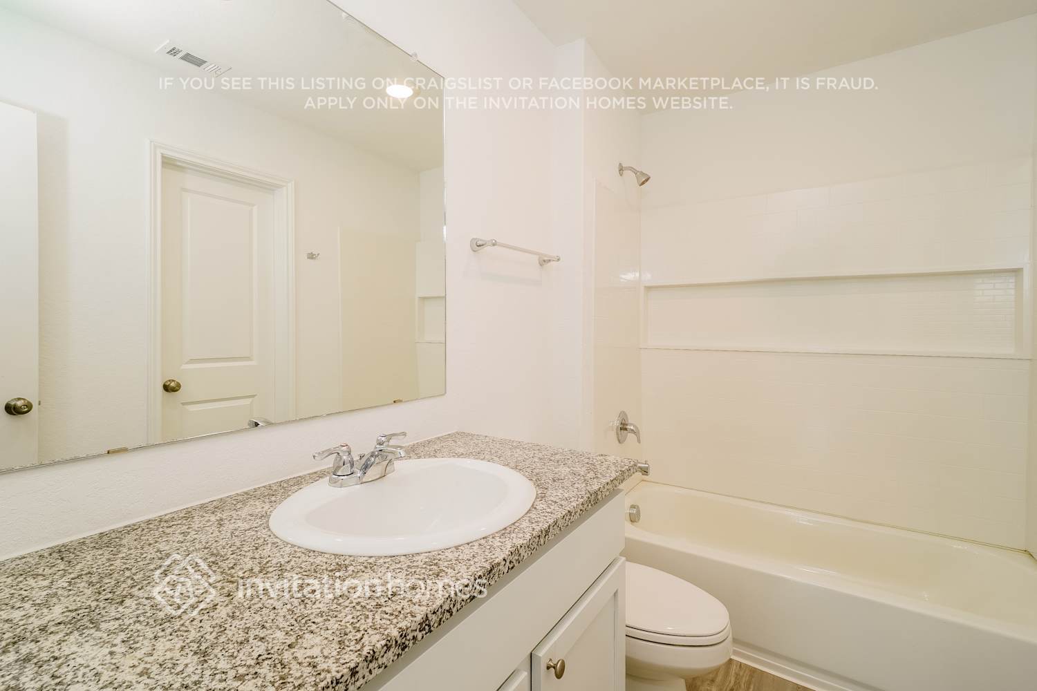 Building Photo - 218 Hollywood Dr