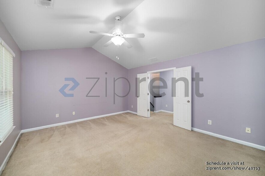 Building Photo - 3296 Sheffield Cir