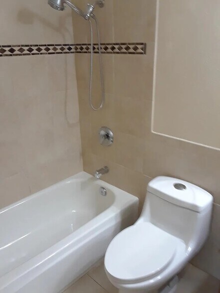 Building Photo - 4425 Caminito Pedernal