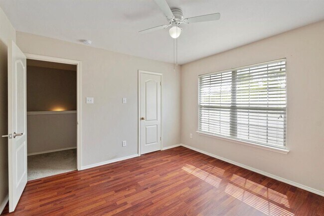 Building Photo - 1809 Ruthie Run