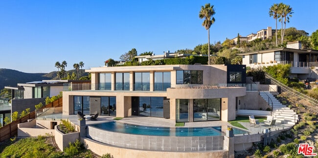 Primary Photo - 1218 Coronado Dr