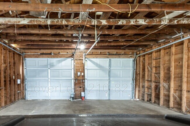 Building Photo - 112 W Hermine Blvd