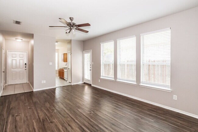 Building Photo - 13332 Dove Ranch Rd