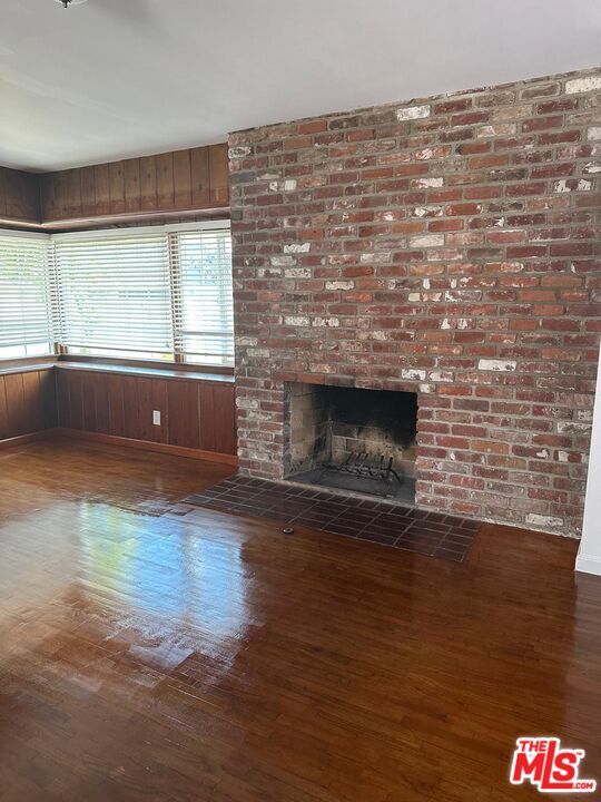 Building Photo - 2903 W Carson St