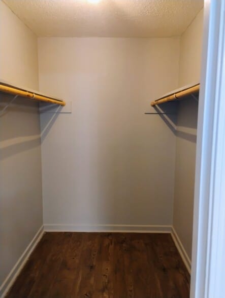 Building Photo - 1707 Port Dr