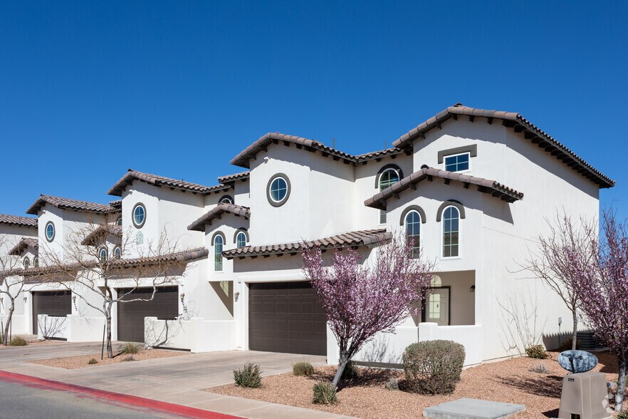 Bella Estancias 10800 St El Paso TX 79924 Apartment Finder