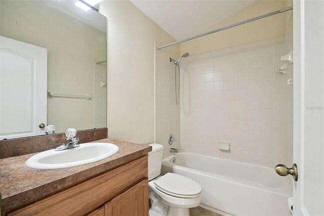 Building Photo - 15841 Pond Rush Ct