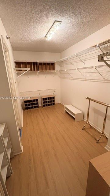 Building Photo - 2000 Towerside Terrace